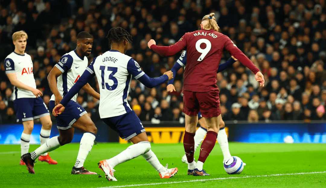 包含英超豪门对碰，精彩瞬间带来无限期待的词条