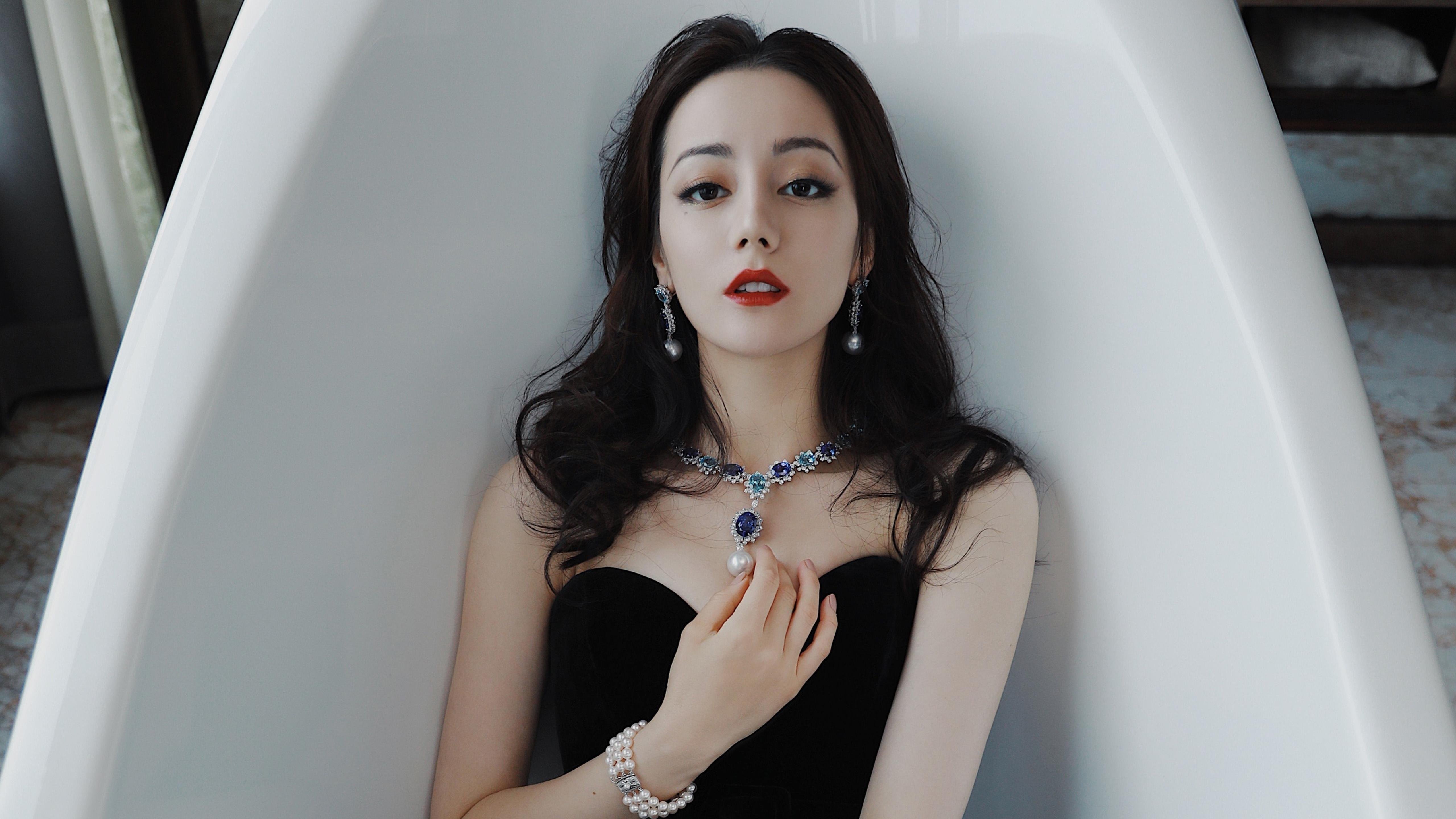 乐鱼体育-《跨界IP合作：电竞带动周边娱乐产业繁荣》，跨境电竞